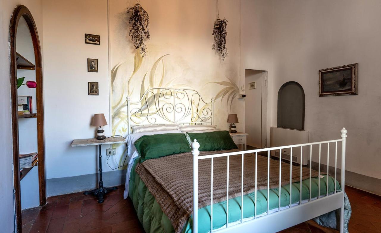 Alloggi In Villa Storica เปสเชีย ภายนอก รูปภาพ