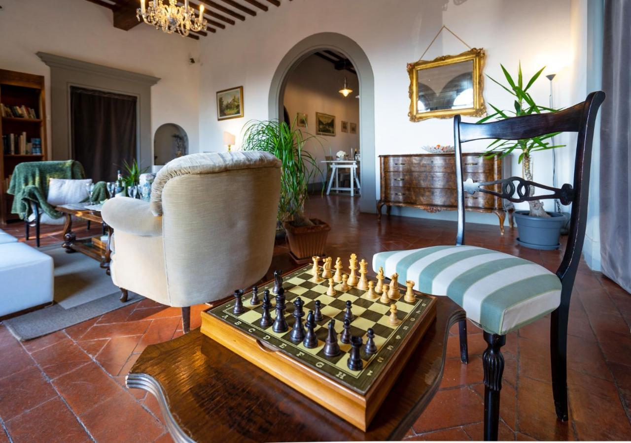 Alloggi In Villa Storica เปสเชีย ภายนอก รูปภาพ
