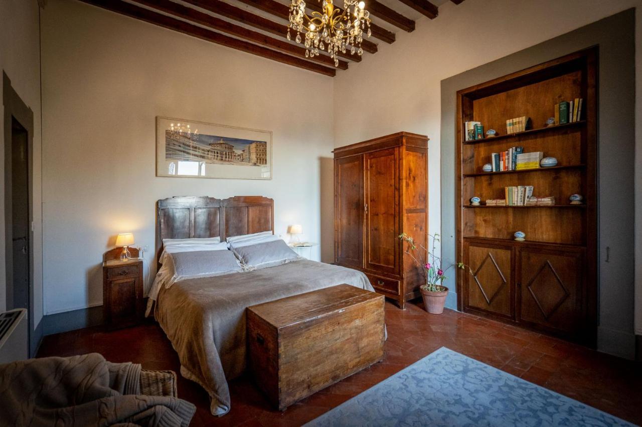 Alloggi In Villa Storica เปสเชีย ภายนอก รูปภาพ