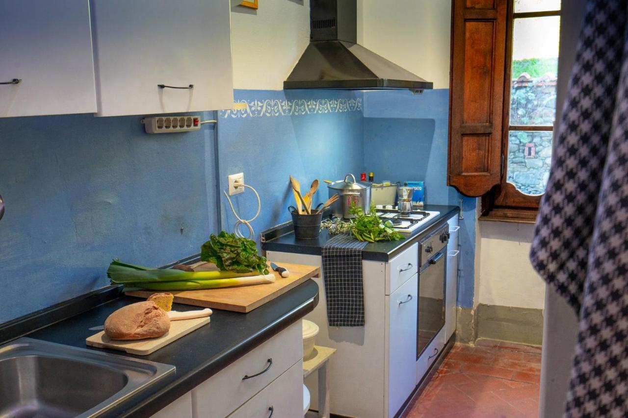 Alloggi In Villa Storica เปสเชีย ภายนอก รูปภาพ