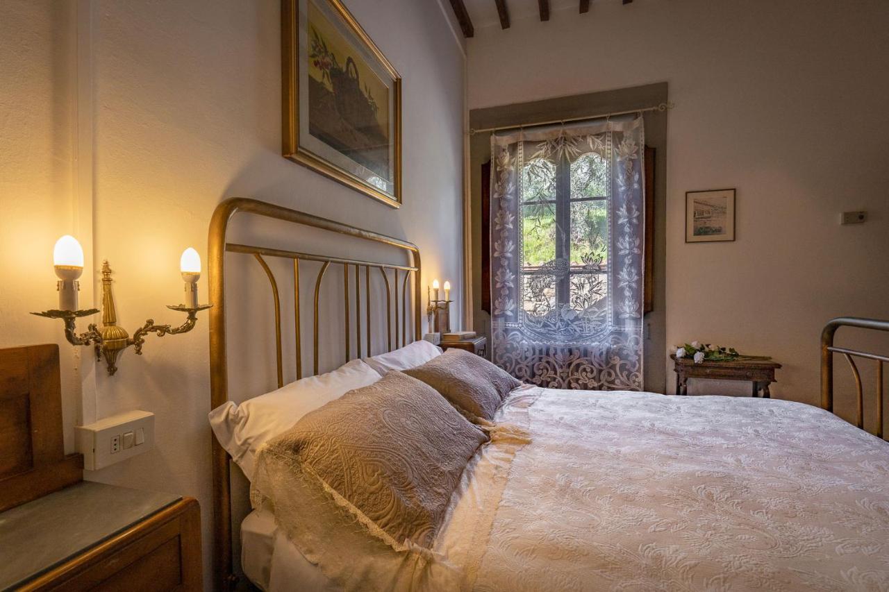 Alloggi In Villa Storica เปสเชีย ภายนอก รูปภาพ
