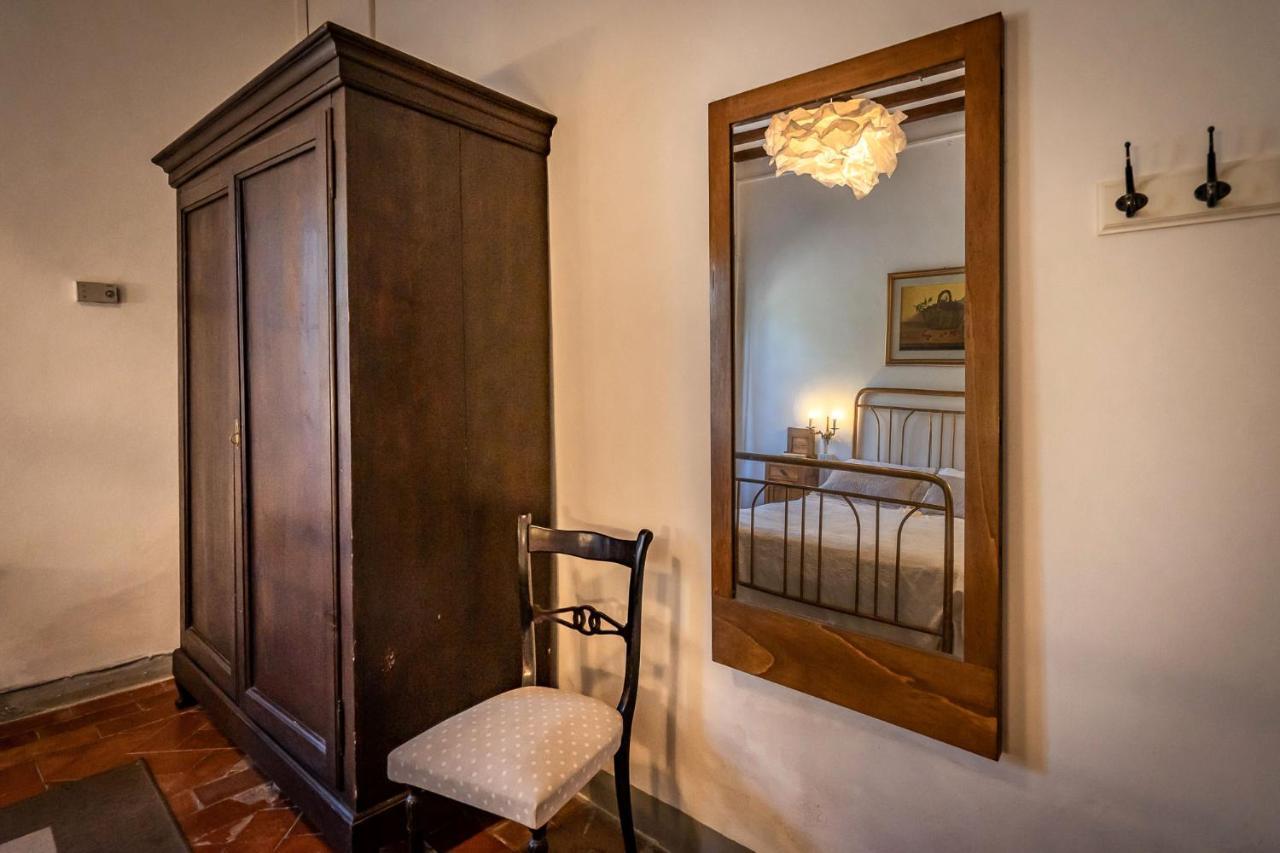 Alloggi In Villa Storica เปสเชีย ภายนอก รูปภาพ